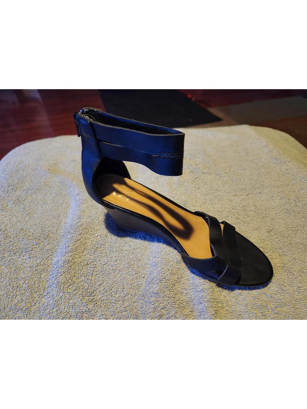 NY&C  Comfort Black Low Wedge Heels Shoes Ankle Strap Women US 7